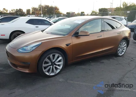2019 Tesla Model 3 Long Range/Mid Range/Standard Range/Standard Range Plus from USA, damaged, VIN 5YJ3E1EA2KF301203